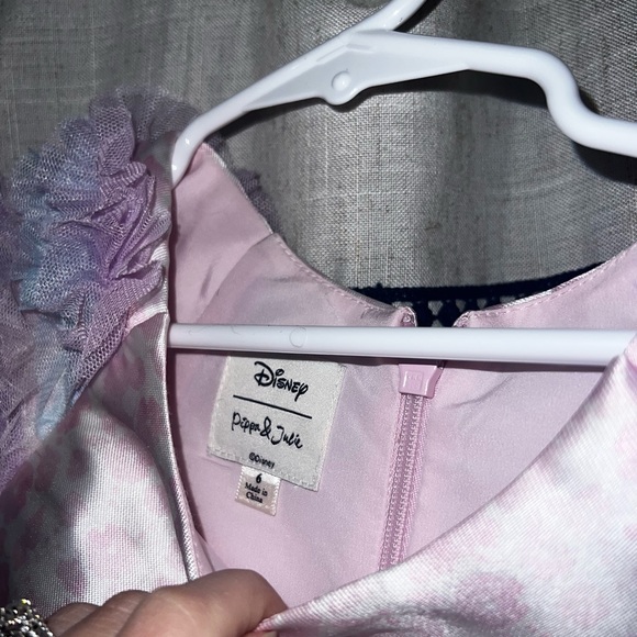 Pippa & Julie - Disney Princess Dress - Picture 2 of 6